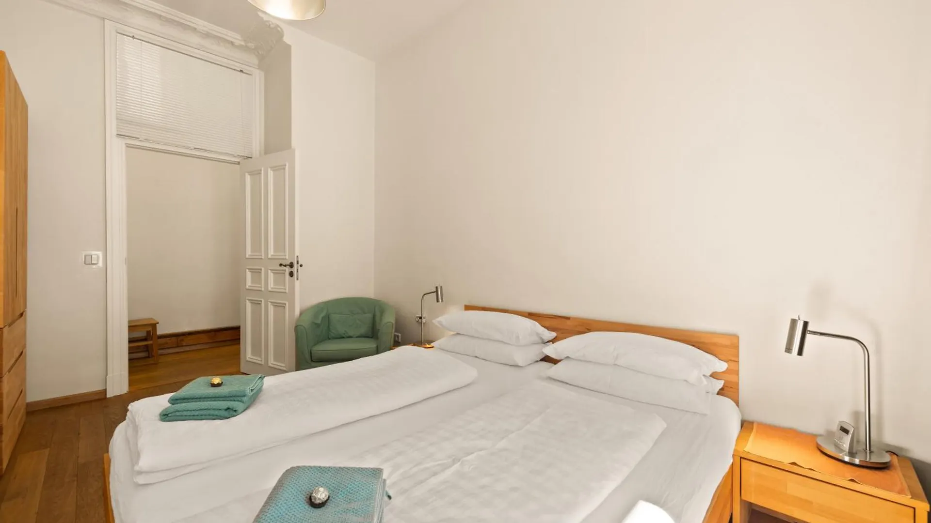 Apta Downtown Monument4Rent Near Checkpoint Charlie برلين